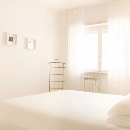 Moderno E Luminoso شقة روما