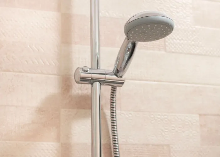 Moderno E Luminoso Rom