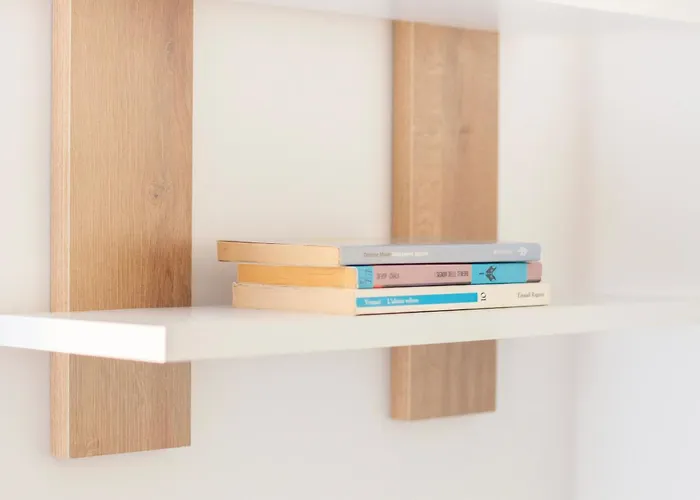 Moderno E Luminoso Rom